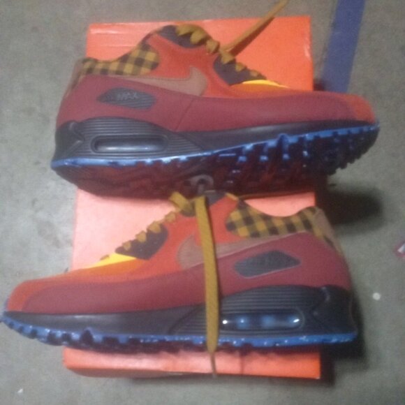 Nike Air Max 90 campfire premium pack